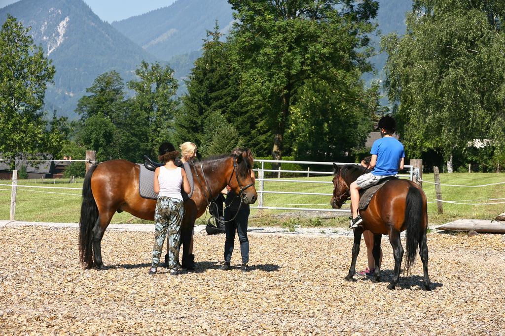 Sport & Familienhotel Baerenwirt Айх Экстерьер фото